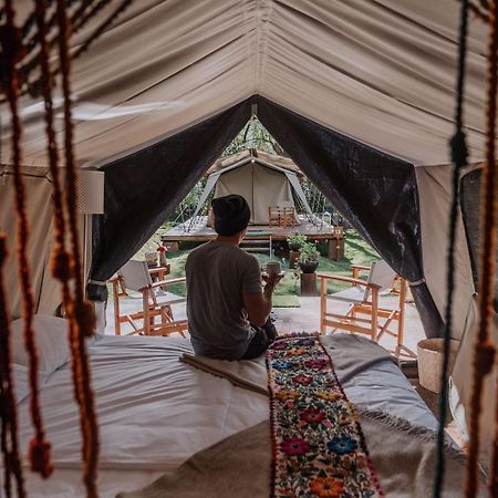 ホテル Glamping Chaska Ocupi ウルバンバ エクステリア 写真